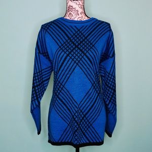 Vintage 80’s Crew Neck Diamond Pattern Sweater